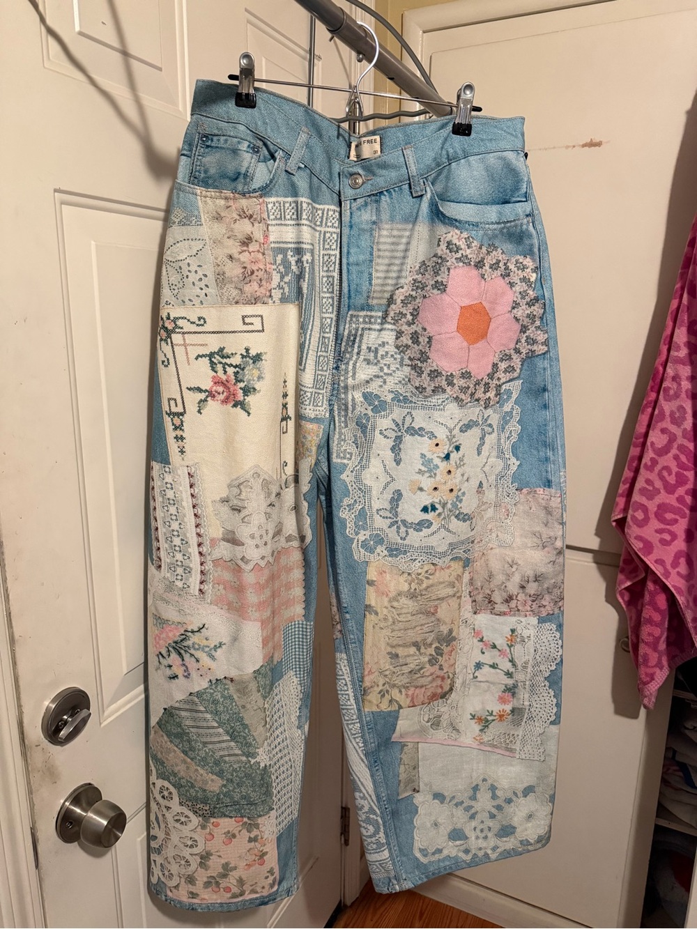 We The Free Illusions Printed Relaxed Jeans - Picture 5 of 11
